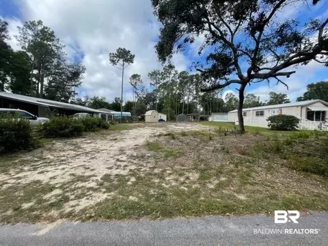 1662 Spanish Cove Dr, Lillian, AL 36549