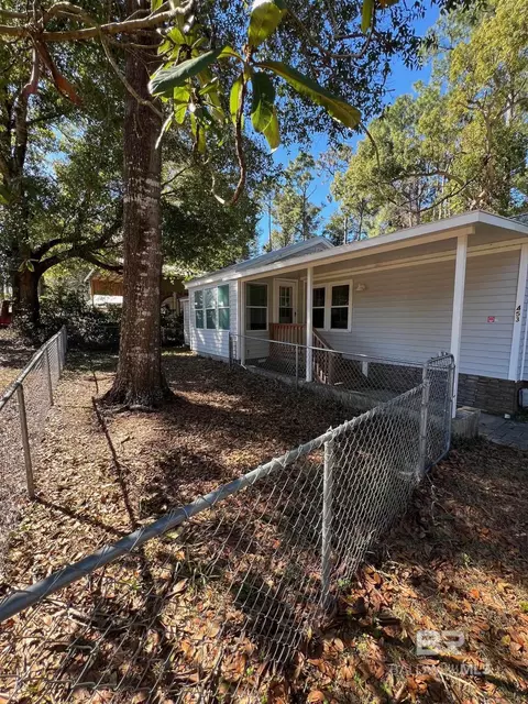 453 Elberta Loop, Lillian, AL 36549 photo 2