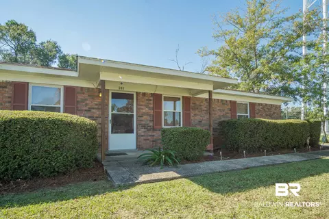 308 E Myrtle Ave, Foley, AL 36535