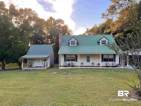 15460 Dogwood Rd, Bay Minette, AL 36507