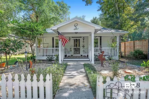 5288 Bay Dr, Orange Beach, AL 36561