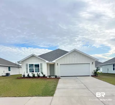 401 Winters Ave, Gulf Shores, AL 36542