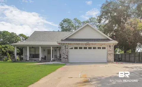 2802 Pine Ridge Dr, Lillian, AL 36549