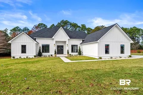 23487 Balsam Creek Dr, Elberta, AL 36530
