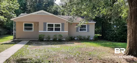 130 Lynbrook Dr, Brewton, AL 36426