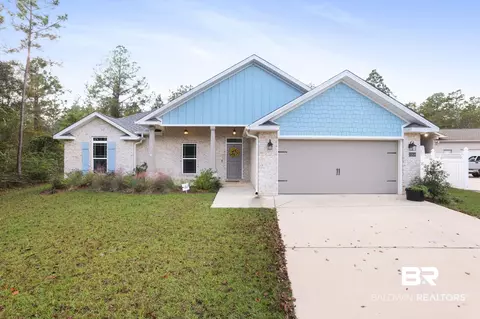 32838 Yaupon Dr, Lillian, AL 36549
