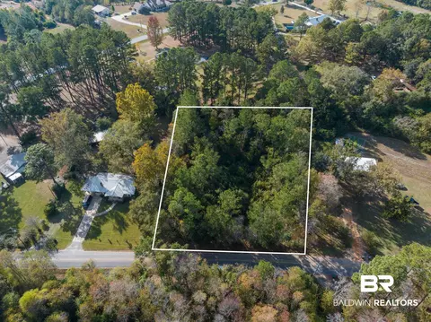 35741 N Pine Rd, Stapleton, AL 36578