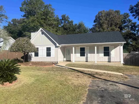 105 Shiloh Dr, Daphne, AL 36526