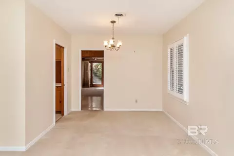 1502 Crestview Dr, Mobile, AL 36693 photo 9