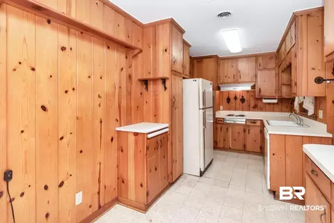 1502 Crestview Dr, Mobile, AL 36693 photo 17