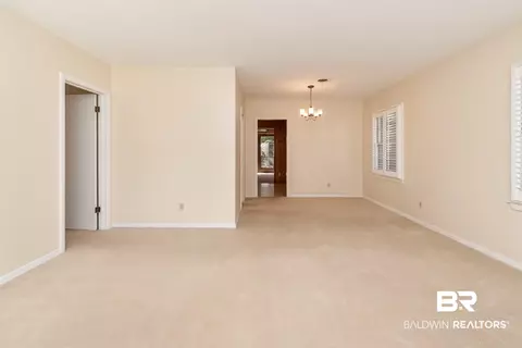 1502 Crestview Dr, Mobile, AL 36693 photo 8