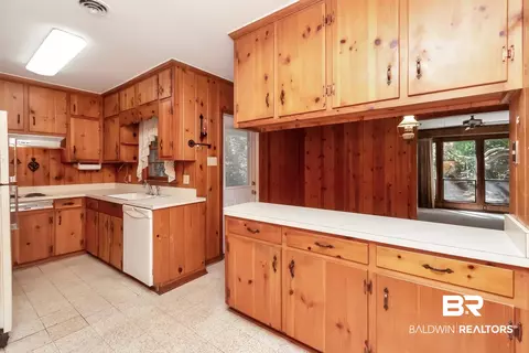 1502 Crestview Dr, Mobile, AL 36693 photo 18