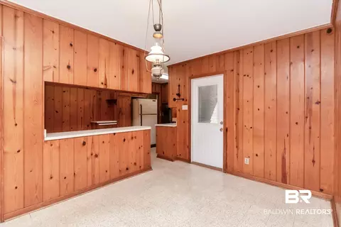 1502 Crestview Dr, Mobile, AL 36693 photo 13