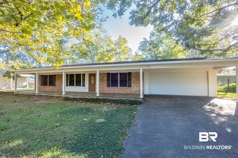 4851 Schimpfs Ln, Mobile, AL 36619
