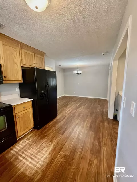 402 E Pine St, Atmore, AL 36502 photo 11