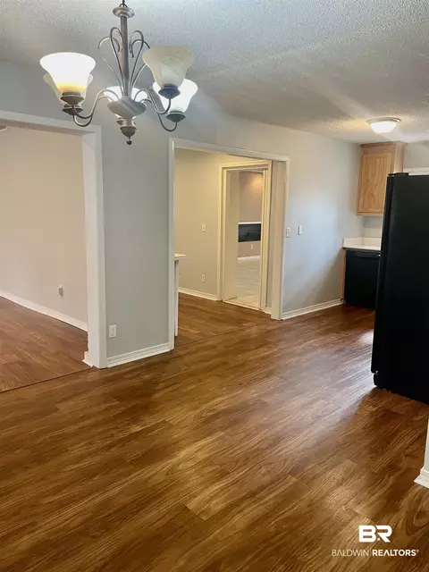 402 E Pine St, Atmore, AL 36502 photo 15
