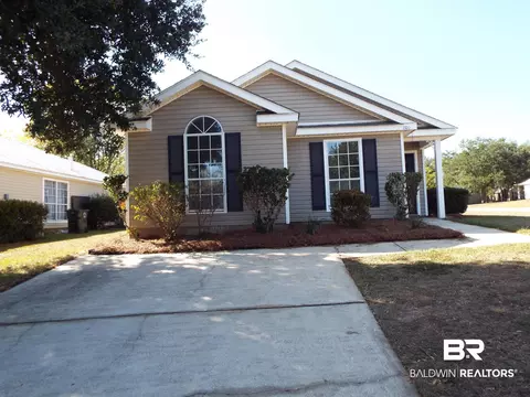 800 S Crystal Wells Ct, Fairhope, AL 36532