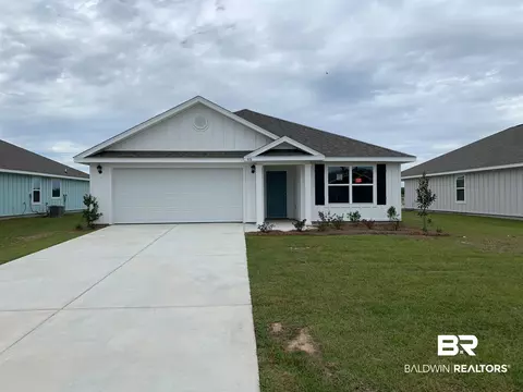 425 Winters Ave, Gulf Shores, AL 36542