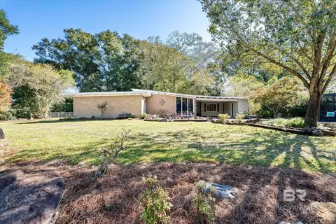2855 Demetropolis Rd, Mobile, AL 36693