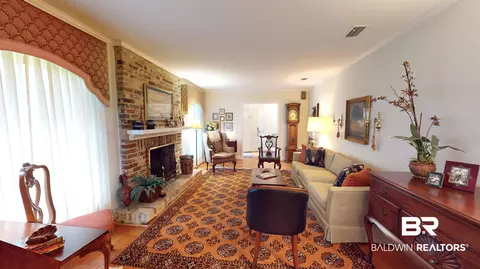 3604 E Springwood Dr, Mobile, AL 36608 photo 3