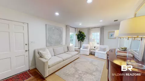 13 York Pl, Mobile, AL 36608 photo 4