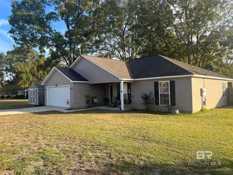 157 B G Grissette St, Monroeville, AL 36460