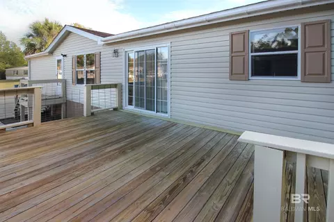 5527 Lemontree Ln, Gulf Shores, AL 36542