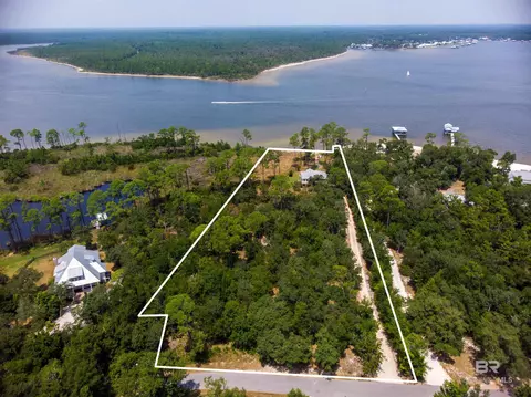 28633 Sampson Ave, Orange Beach, AL 36561