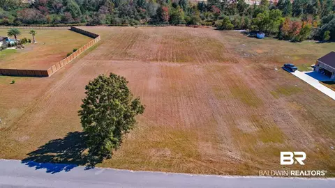 23300 Balsam Creek Dr, Elberta, AL 36530