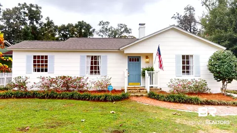31 W Hathaway Rd, Mobile, AL 36608