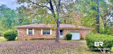 1119 Kerlin Ave, Brewton, AL 36426