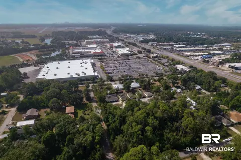 Franz Street, Gulf Shores, AL 36542