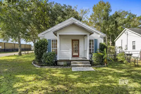 401 N Pine St, Foley, AL 36535