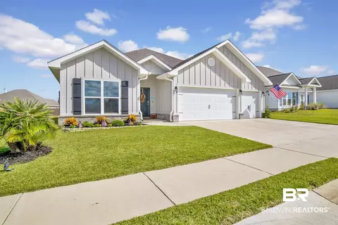 8507 Bronze Ln, Foley, AL 36535