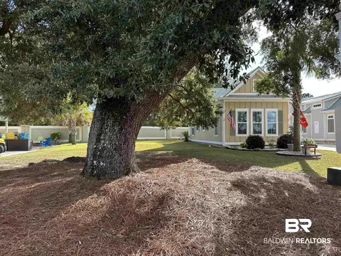 11977 Gateway Dr, Elberta, AL 36530 photo 1
