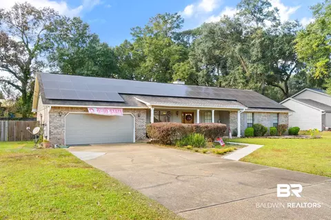 3212 Windmill Ct, Cantonment, FL 32533
