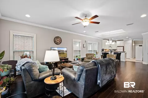 6036 E Magnolia Pl, Mobile, AL 36608 photo 4