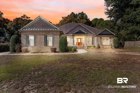 8063 W Carolina Cir W, Saraland, AL 36571