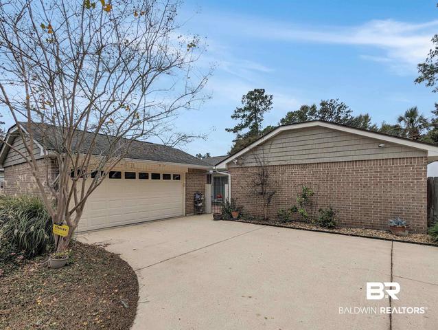 103 Cherry Cir, Daphne, AL 36526