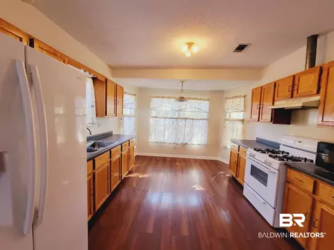 2224 Weaver Rd, Mobile, AL 36605 photo 3