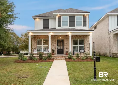 664 Norman Ln, Fairhope, AL 36532