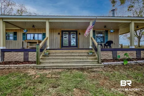 28900 Rose Run Rd, Robertsdale, AL 36567