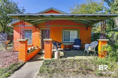 901 Pickens Ave, Pensacola, FL 32503