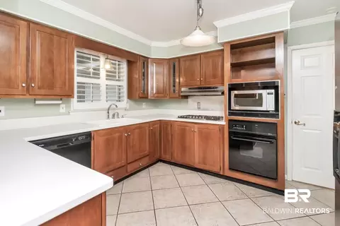274 Thrift St, Mobile, AL 36609 photo 12