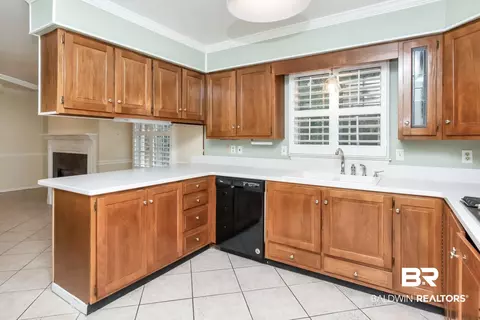 274 Thrift St, Mobile, AL 36609 photo 14