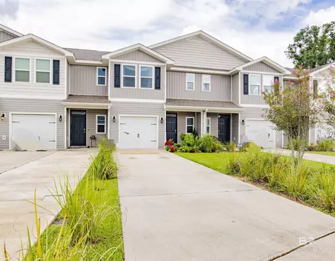6073 Royal Port Ct, Pensacola, FL 32526