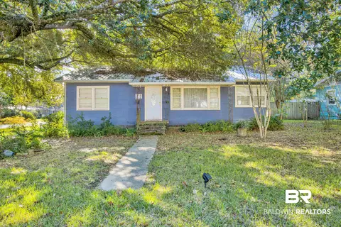 406 Dogwood Ave, Fairhope, AL 36532