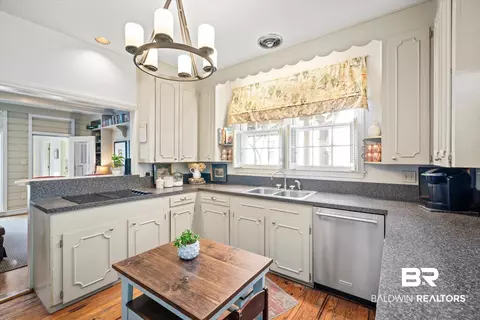 6 Elizabeth Pl, Mobile, AL 36606 photo 6