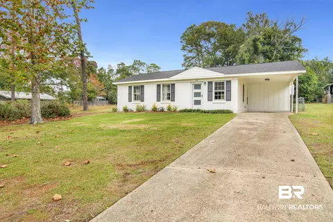 215 Fig Ave, Fairhope, AL 36532