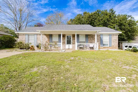 721 Orange Ct, Foley, AL 36535